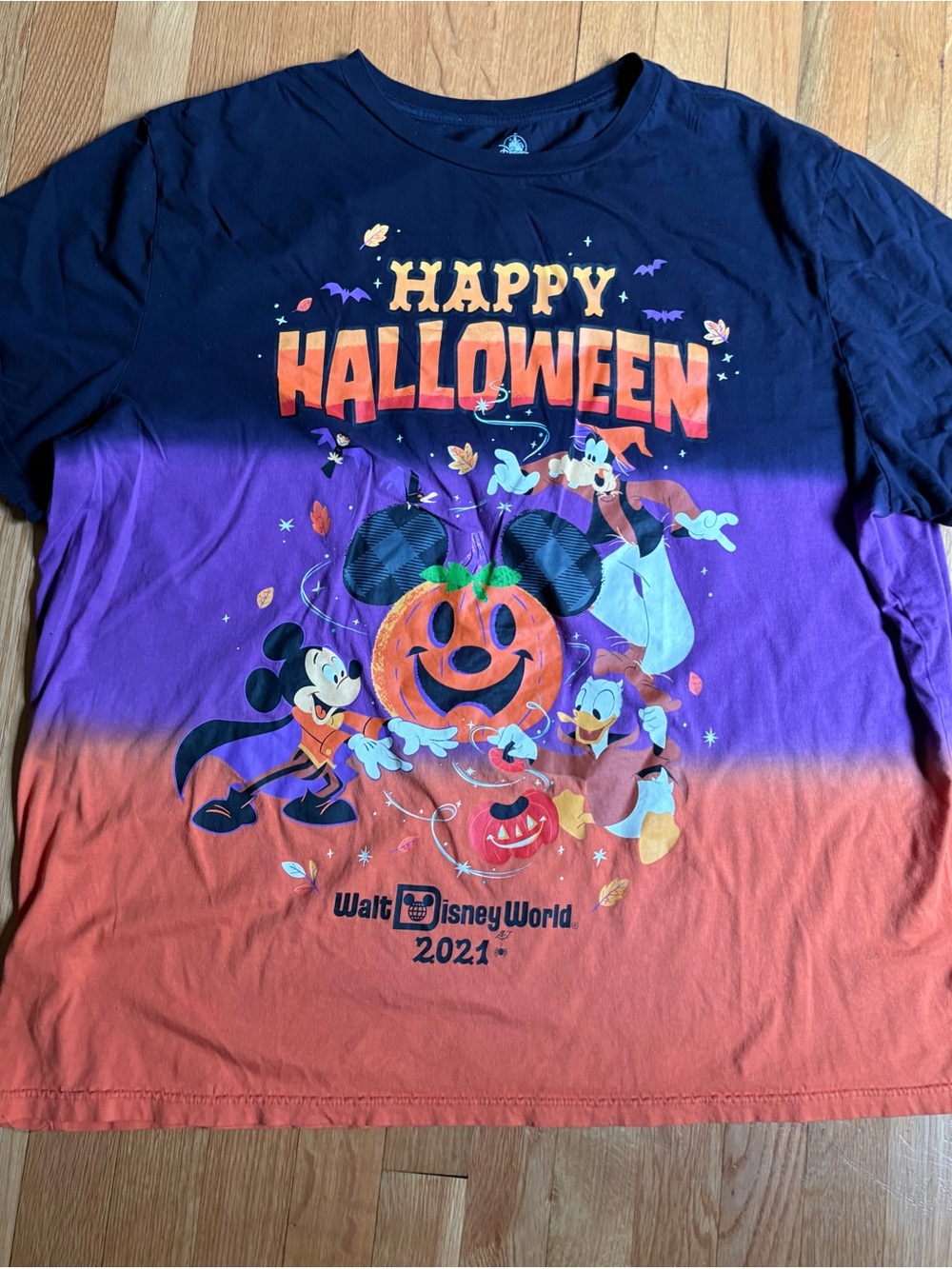 Disney Parks Happy Halloween 2021 Mickey & Friends Ombré T-Shirt XXL